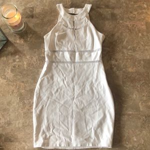 Vestido blanco corto